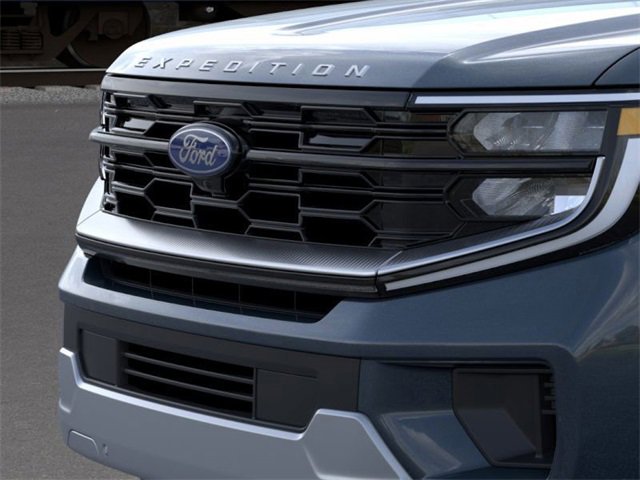 New 2025 Ford Expedition Platinum image 17