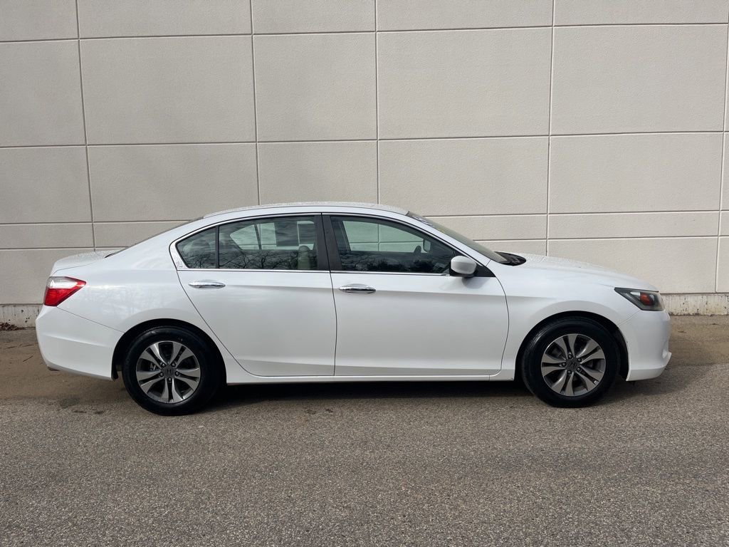 Used 2015 Honda Accord LX image 5