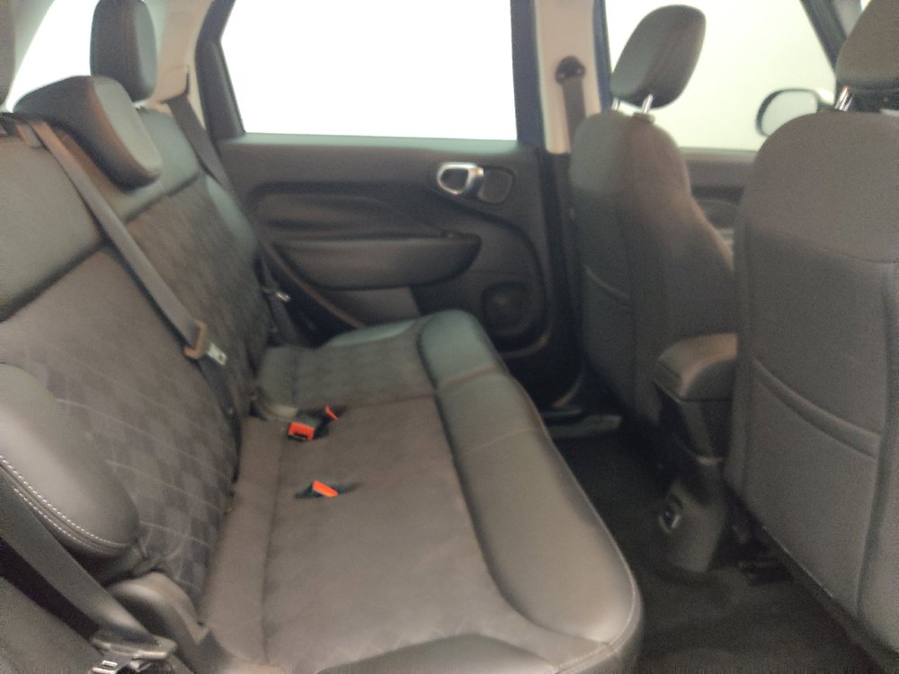 Used 2018 FIAT 500L Pop FWD image 19