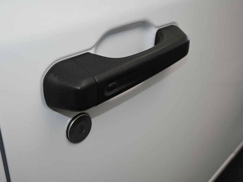 Used 2018 Jeep Wrangler Unlimited Rubicon image 43