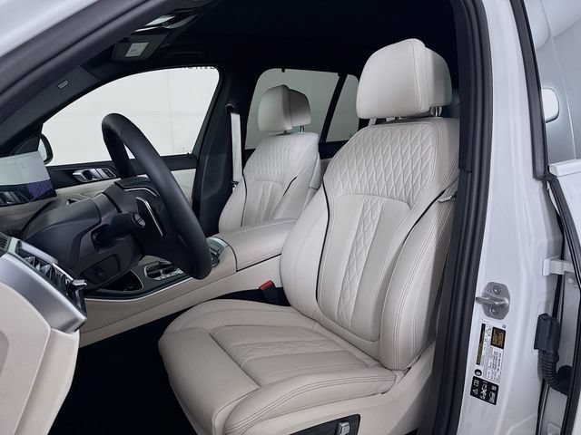 Used 2025 BMW X5 xDrive40i w/ Climate Comfort Package AWD/4WD image 22