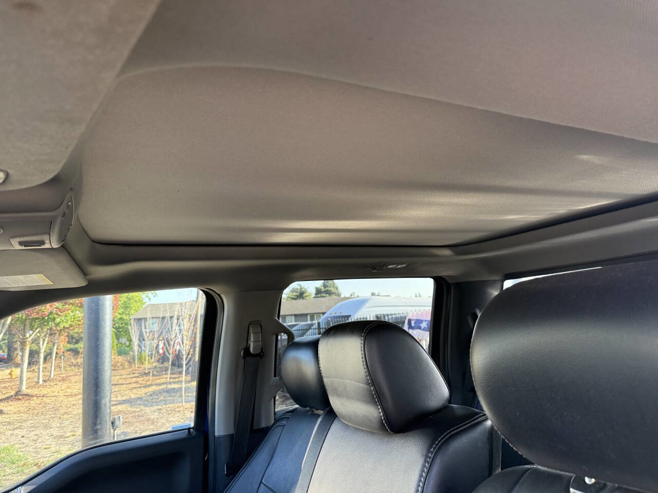 Used 2019 Ford F150 Lariat image 12