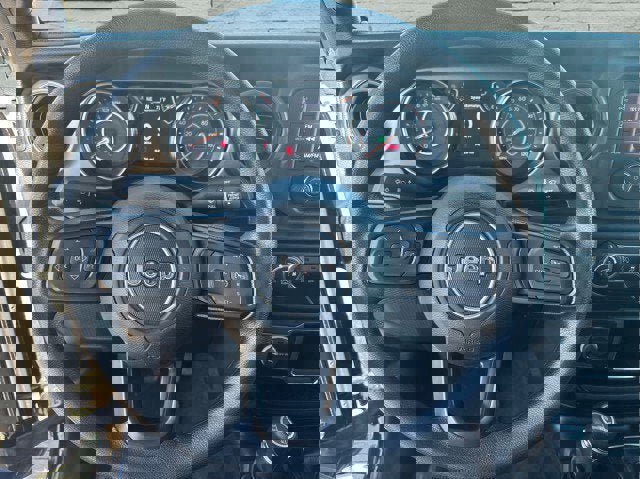 Used 2022 Jeep Wrangler Sport image 13