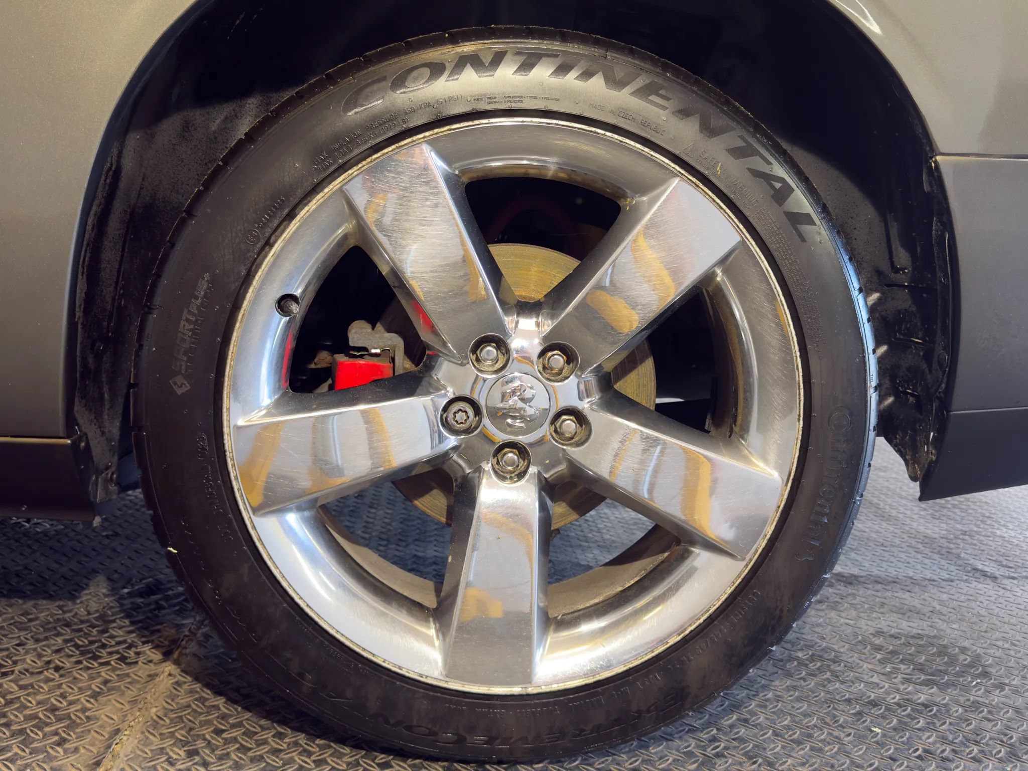 Used 2010 Dodge Challenger R/T RWD image 24