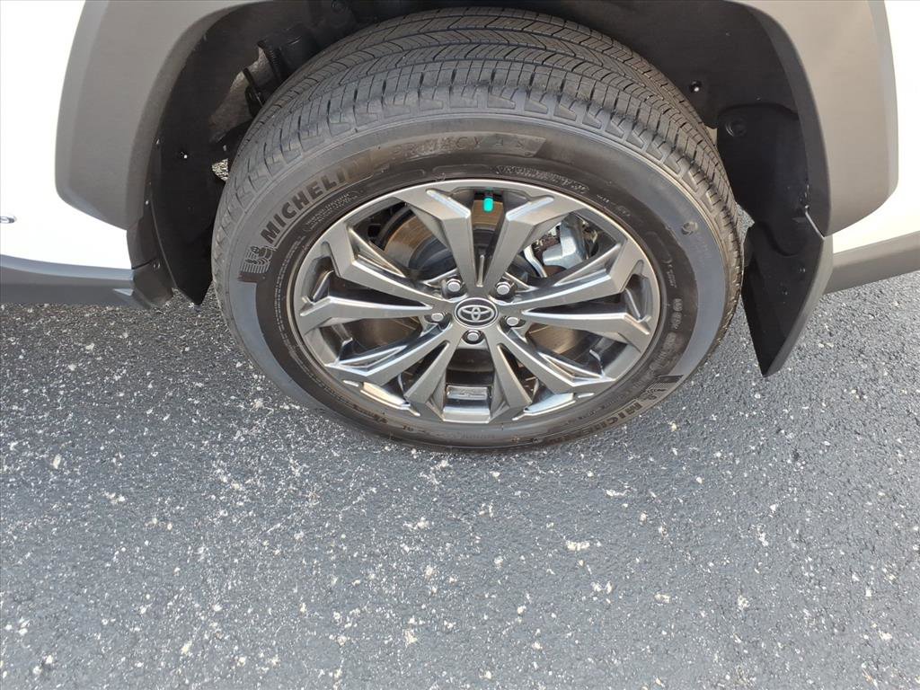 Used 2023 Toyota RAV4 Limited image 8