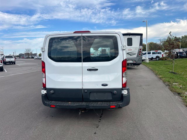 Used 2018 Ford Transit 150 148 Low Roof RWD image 7