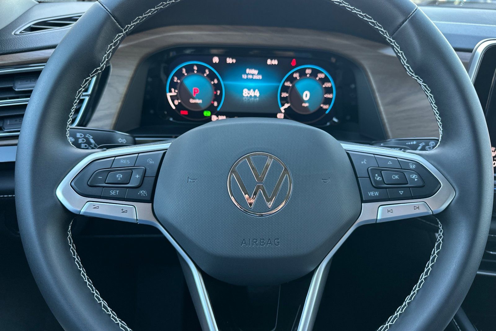 New 2026 Volkswagen Atlas SE image 22