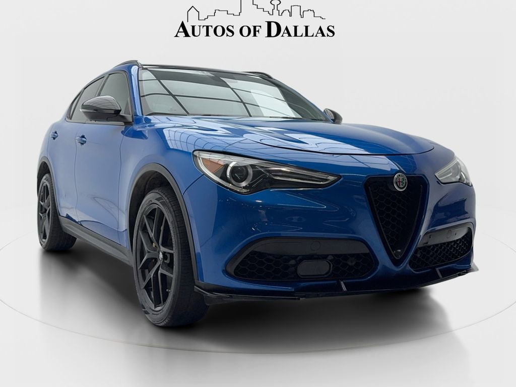 Used 2019 Alfa Romeo Stelvio Ti w/ Nero Edizione image 2