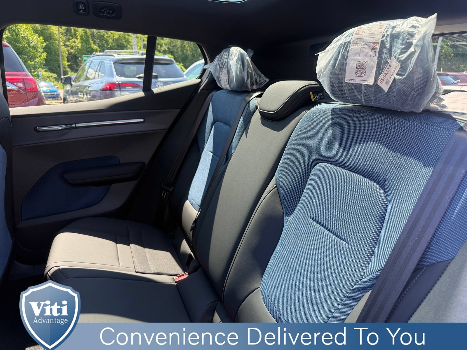 New 2026 Volvo EX30 Ultra w/ Protection Package AWD/4WD image 15