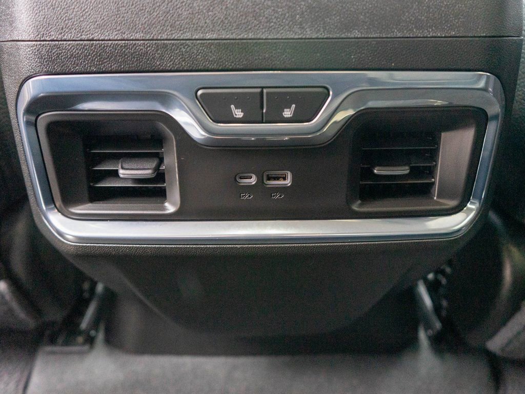 Used 2025 GMC Sierra 2500 Denali w/ Denali Reserve Package image 14