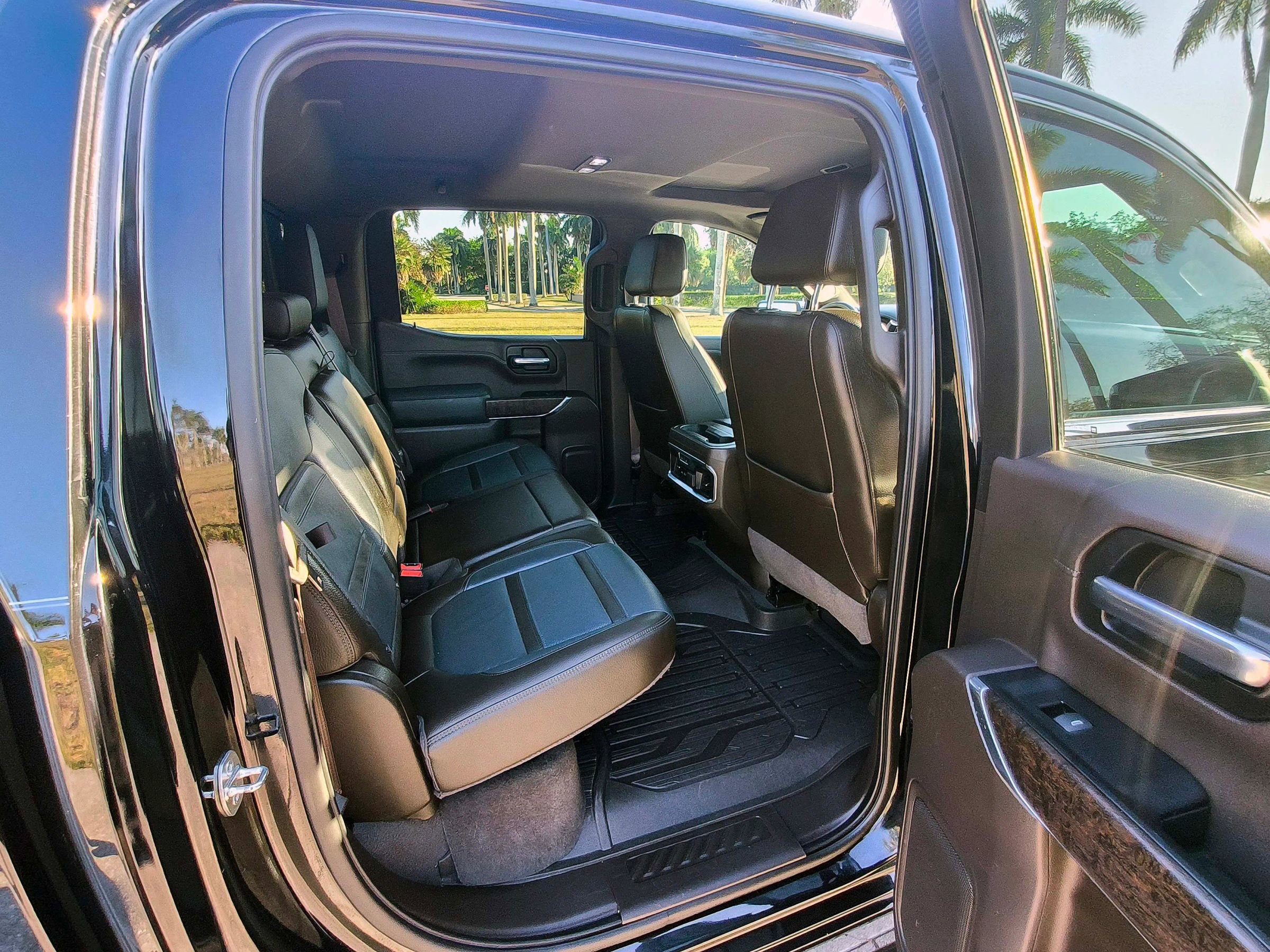 Used 2019 GMC Sierra 1500 Denali w/ Technology Package AWD/4WD image 12