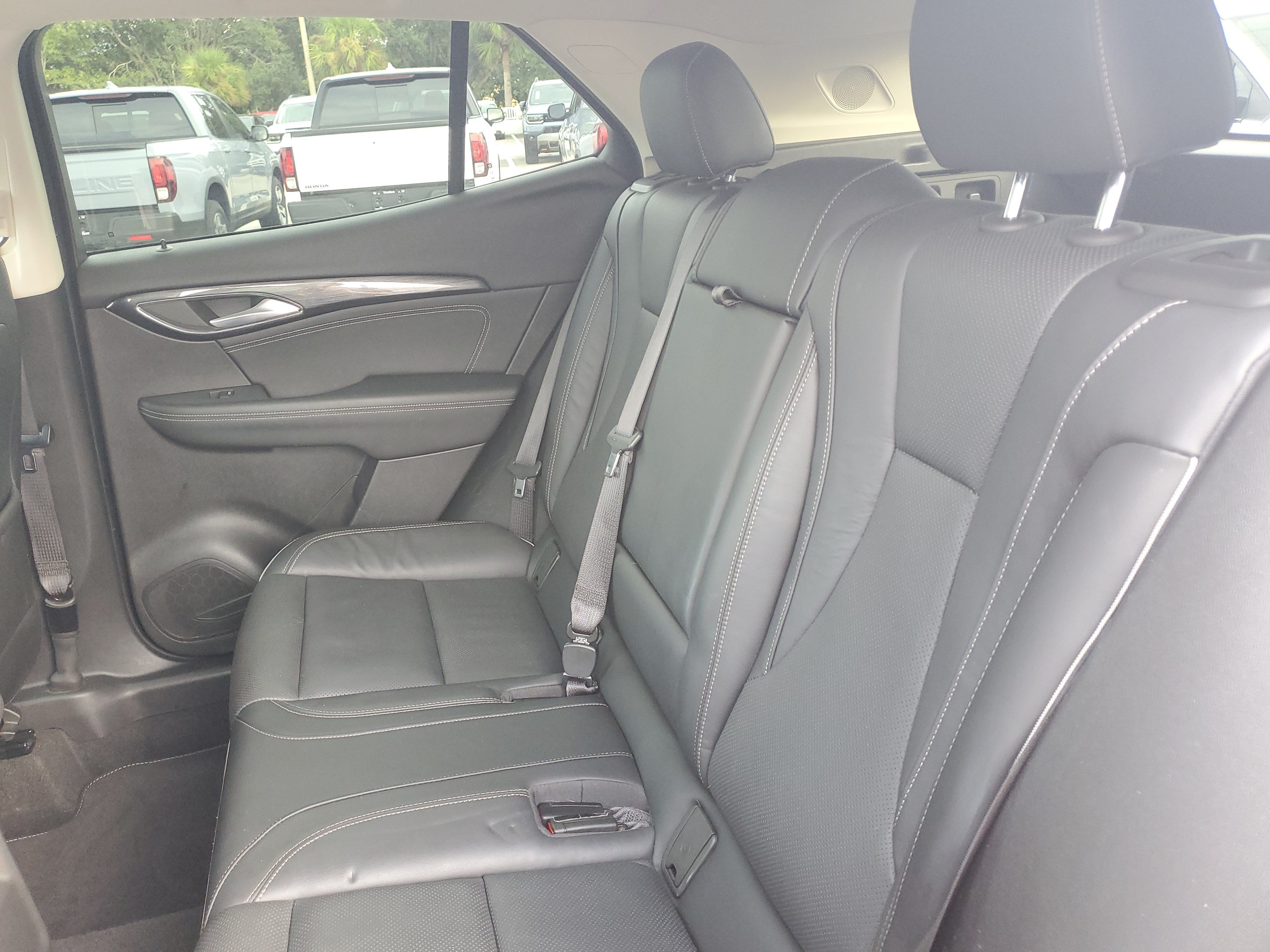Used 2021 Buick Envision Essence w/ Technology Package I FWD image 10