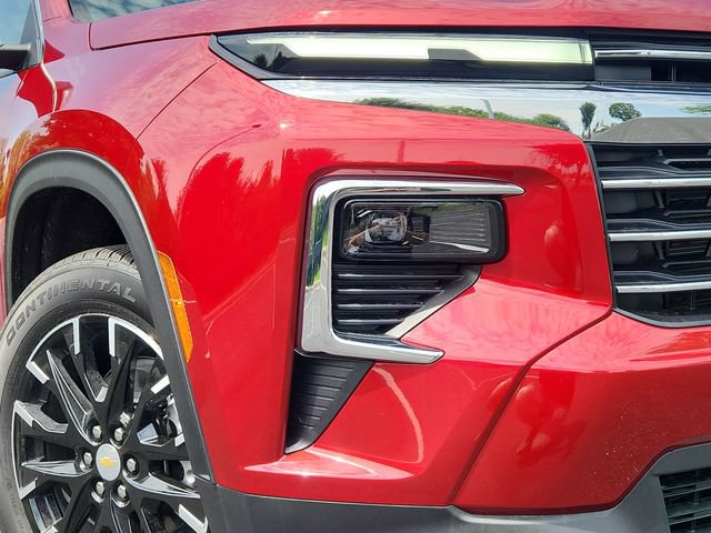 New 2026 Chevrolet Traverse LT w/ Sun and Wheel Package FWD image 9