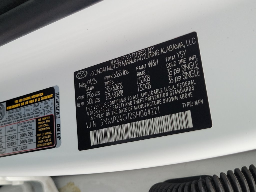 Used 2025 Hyundai Santa Fe SEL FWD image 33