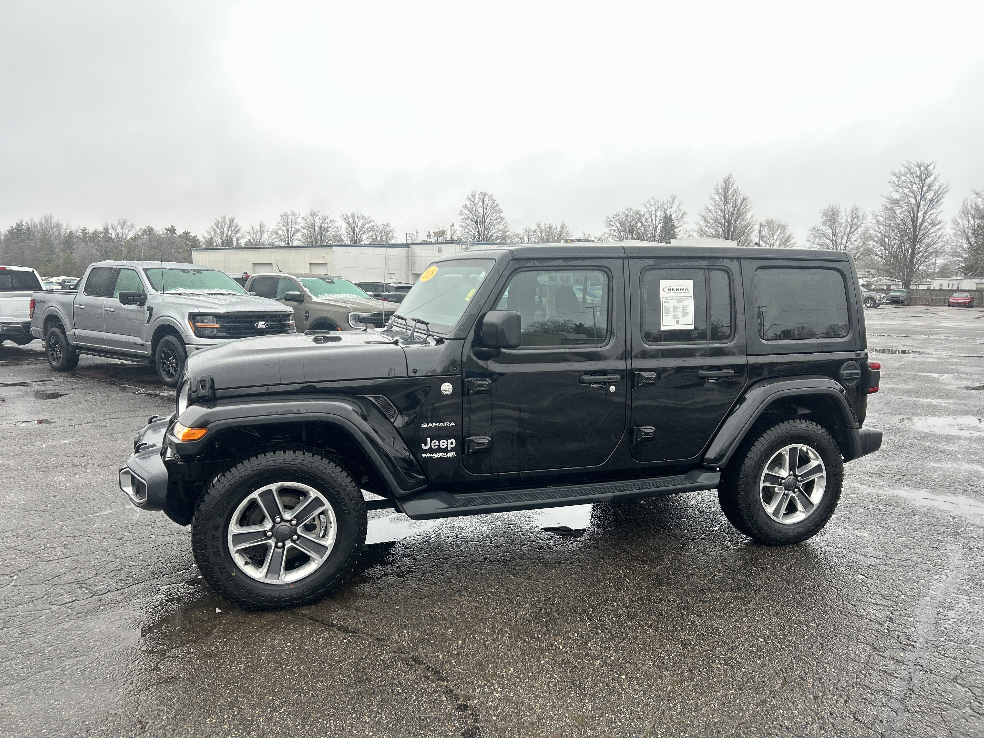 Used 2018 Jeep Wrangler Unlimited Sahara image 7