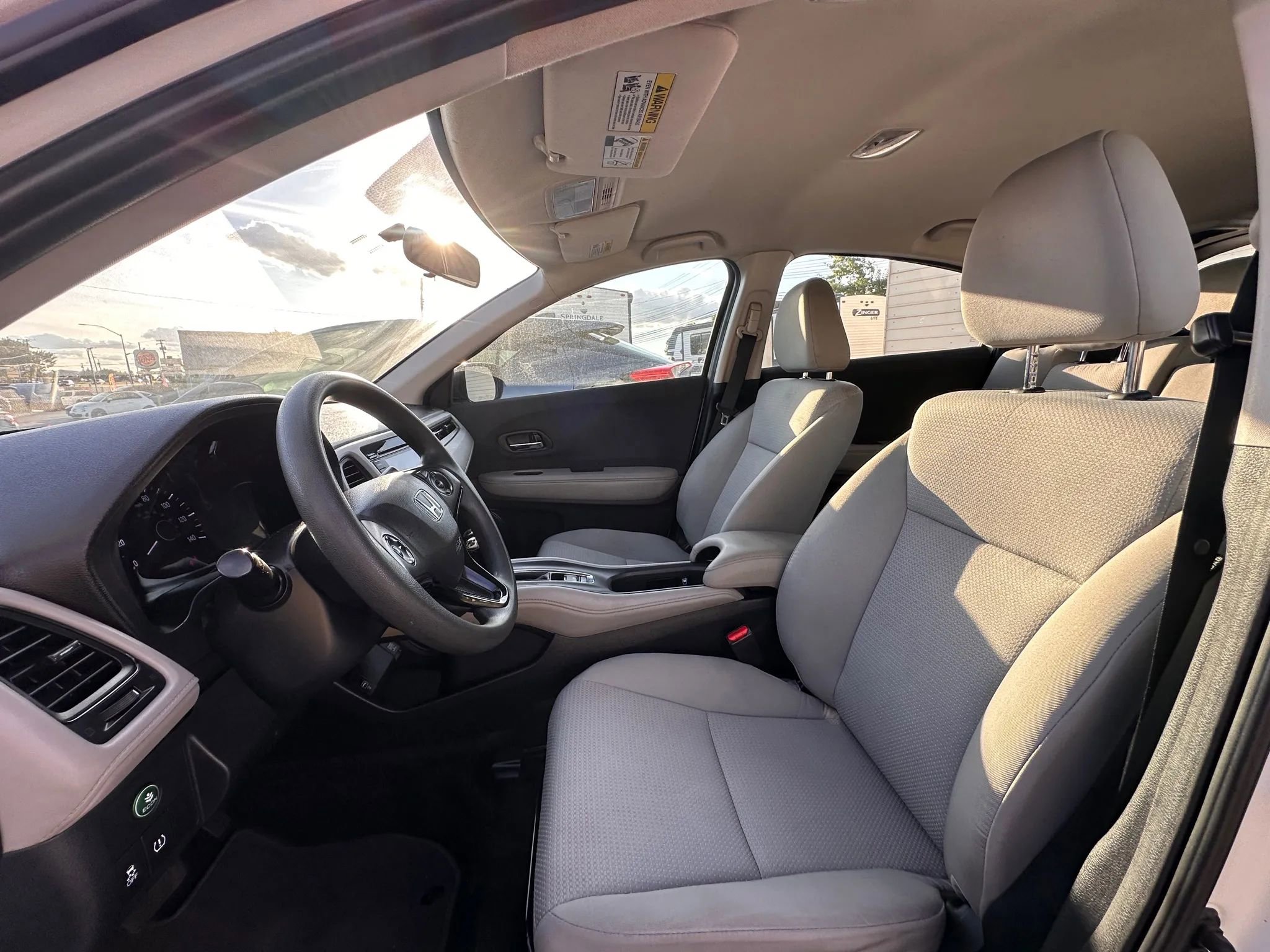 Used 2022 Honda HR-V LX image 13