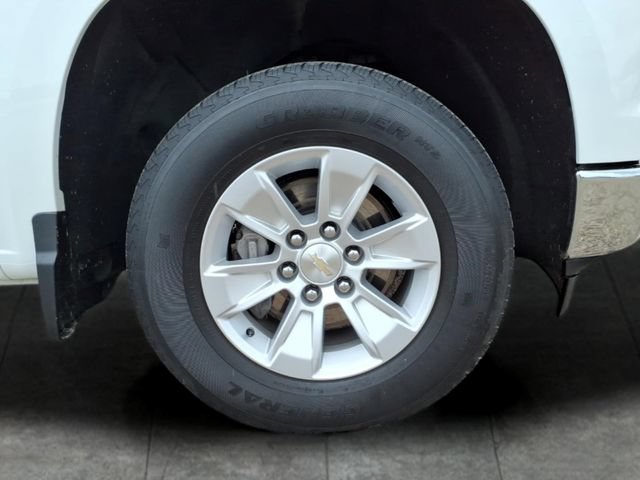 Used 2023 Chevrolet Silverado 1500 LT w/ Protection Package AWD/4WD image 9