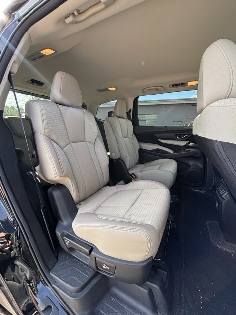 Used 2021 Subaru Ascent Premium w/ Convenience Package image 18