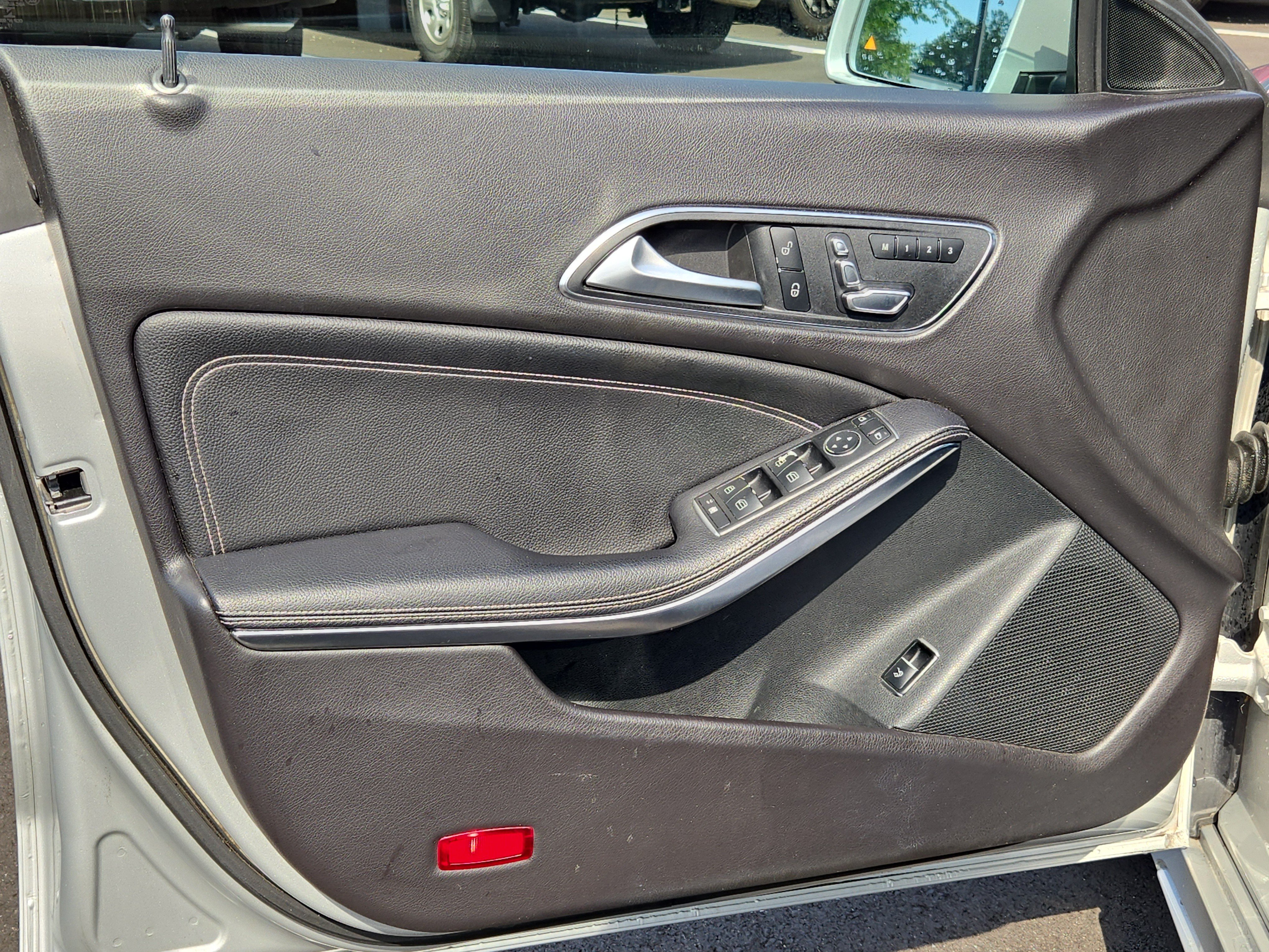 Used 2018 Mercedes-Benz CLA 250 image 15