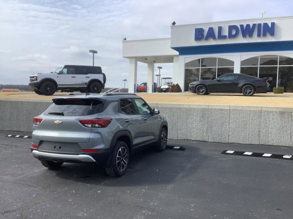 Used 2025 Chevrolet TrailBlazer LT image 7