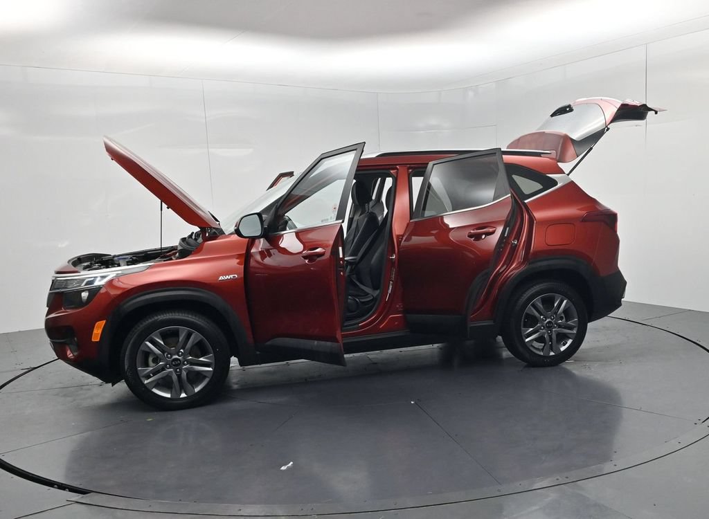 Used 2021 Kia Seltos S AWD/4WD image 59