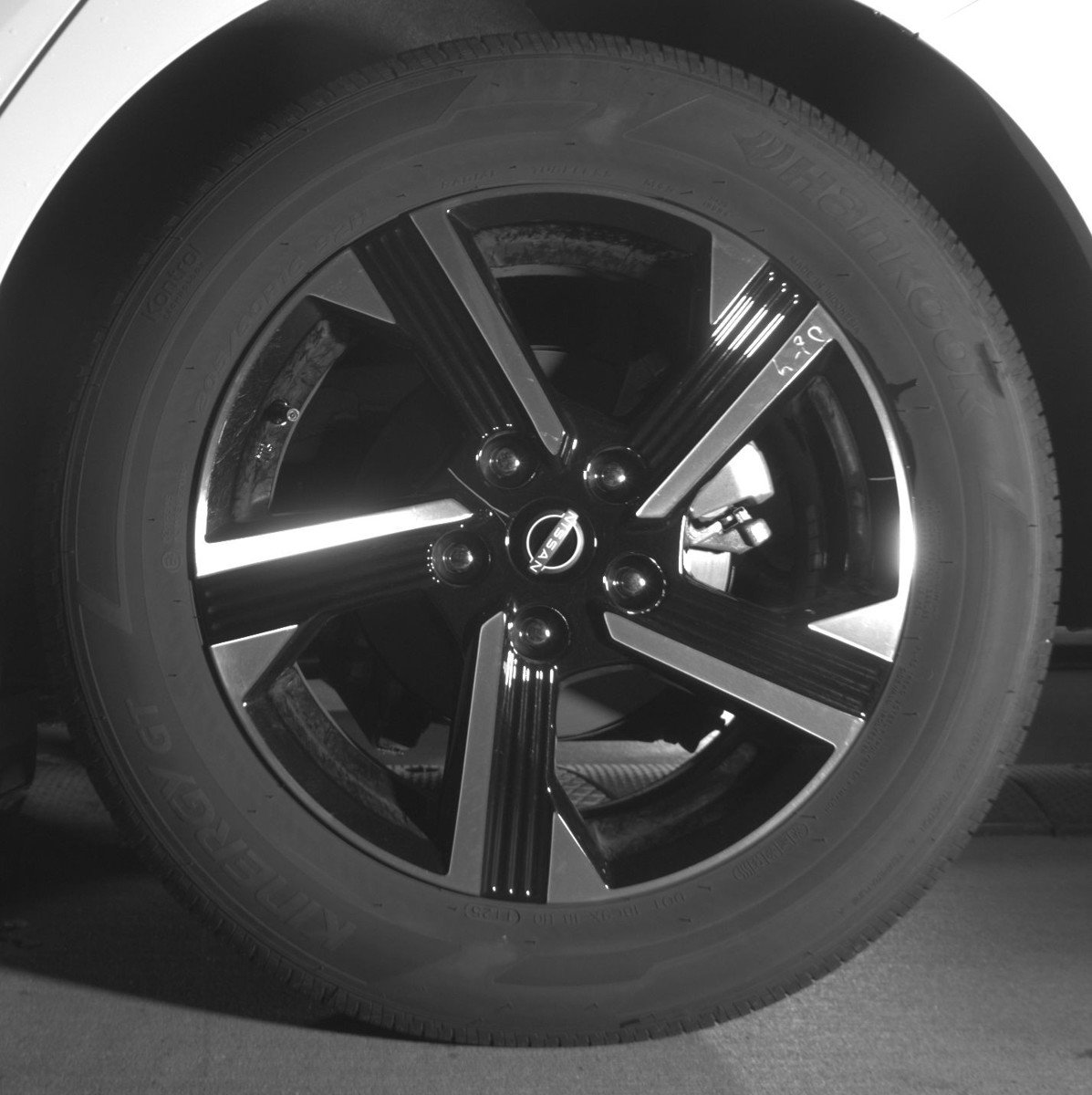 Used 2025 Nissan Sentra SV image 14