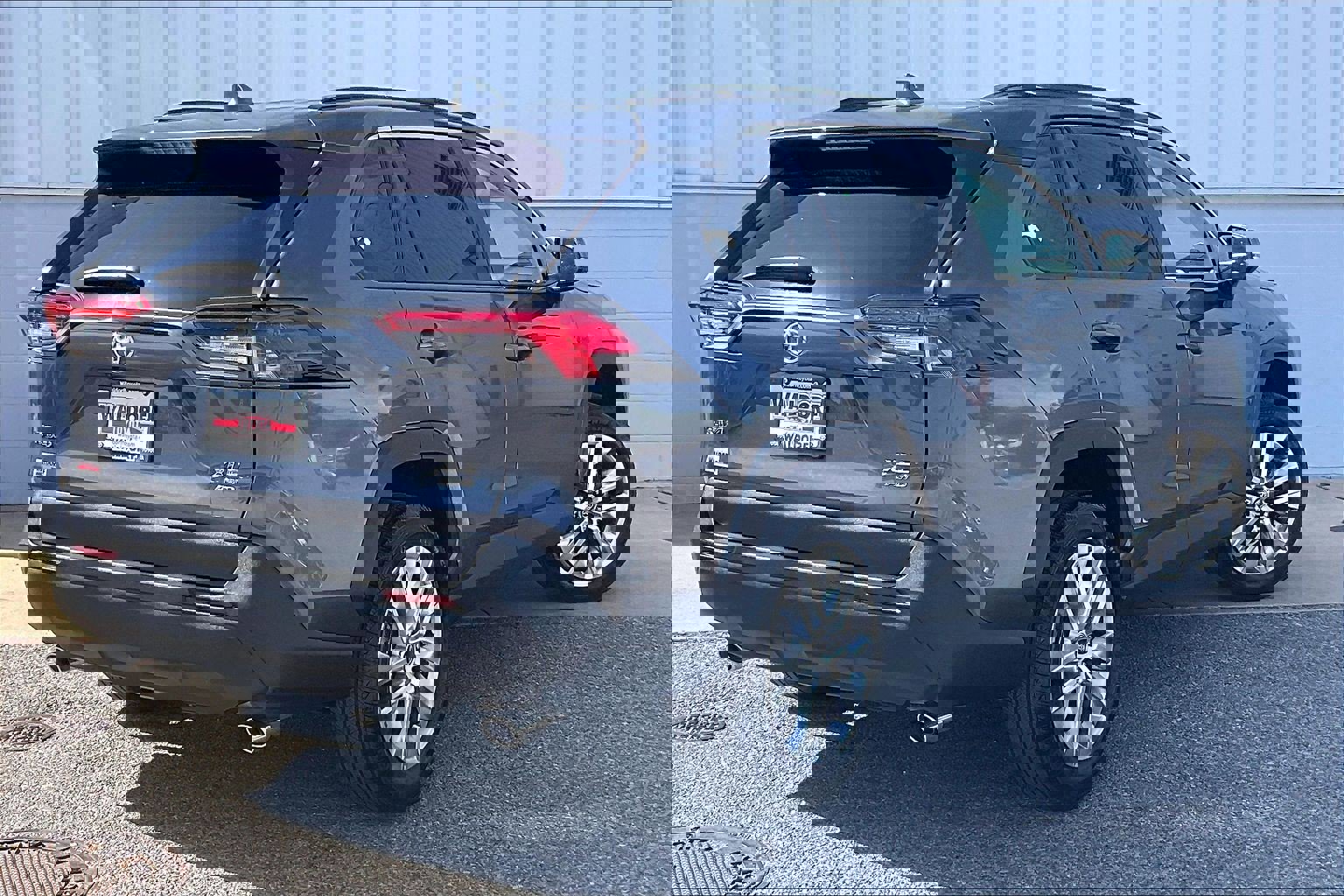 Used 2024 Toyota RAV4 XLE Premium w/ Weather Package AWD/4WD image 17