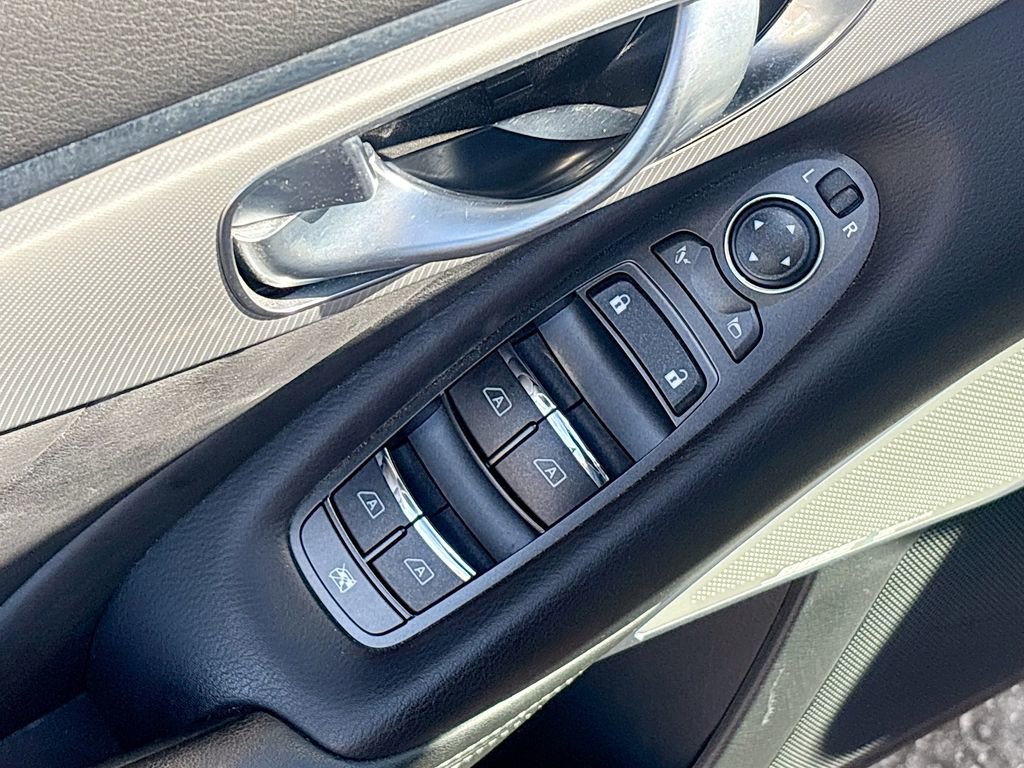 Used 2023 INFINITI Q50 Luxe w/ Cargo Package image 17