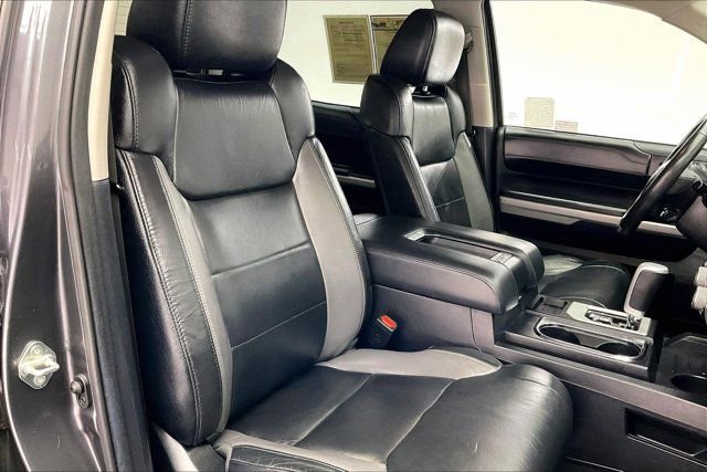 Used 2021 Toyota Tundra Limited w/ Limited Premium Package image 6