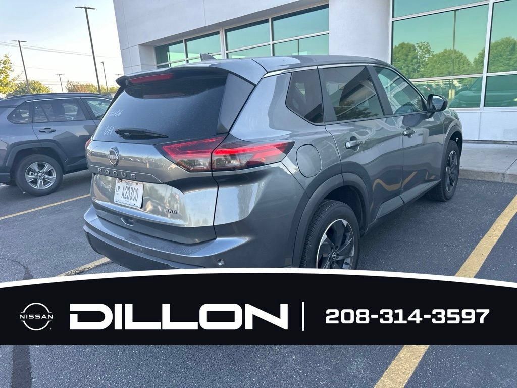 Certified 2025 Nissan Rogue SV AWD/4WD image 9
