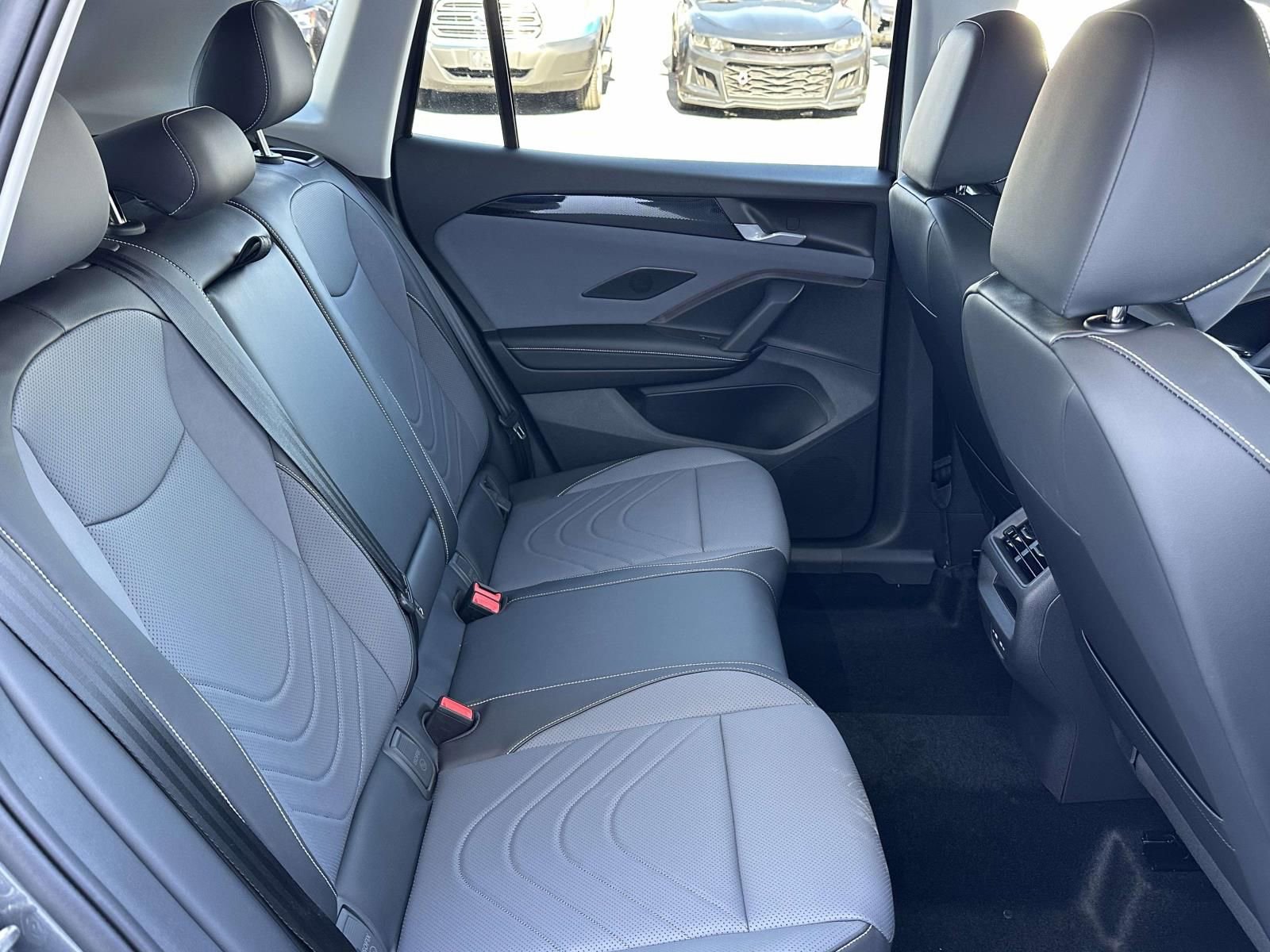 New 2026 Volkswagen Tiguan SE image 15