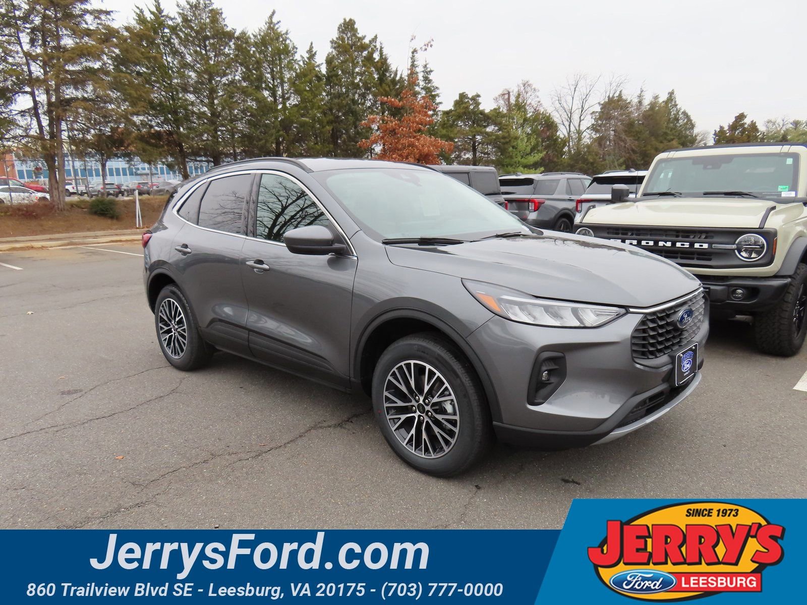 New 2026 Ford Escape SE