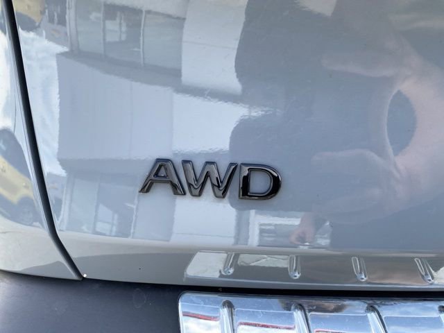 Used 2025 INFINITI QX60 Luxe AWD/4WD image 5