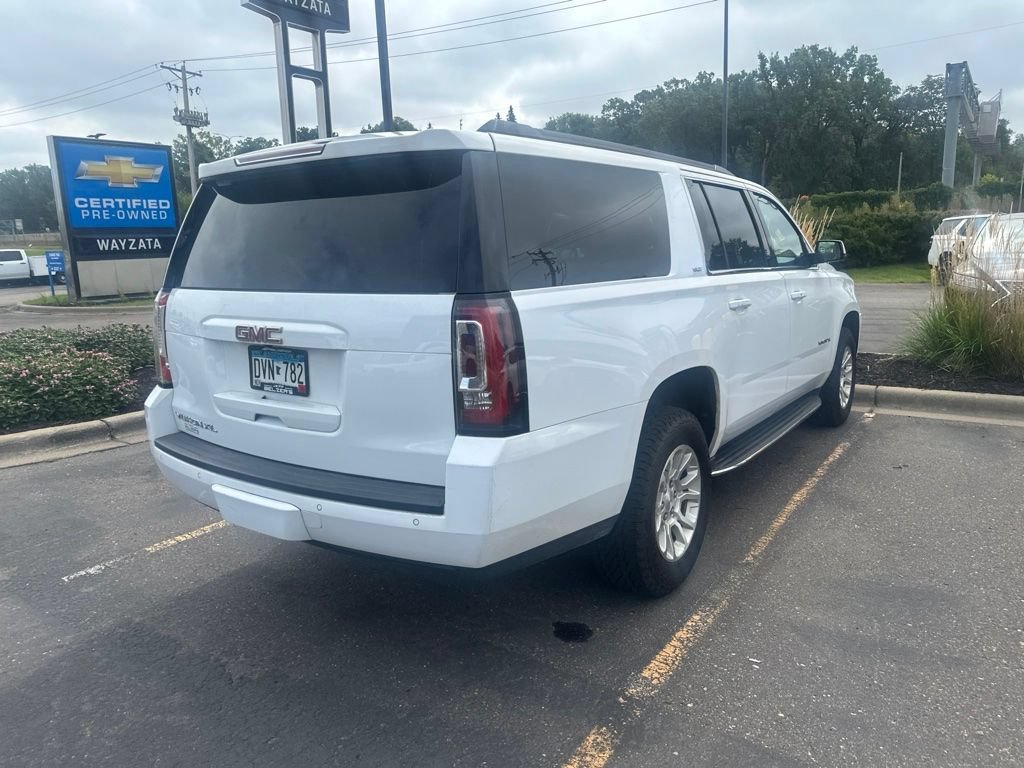 Used 2019 GMC Yukon XL SLT AWD/4WD image 10