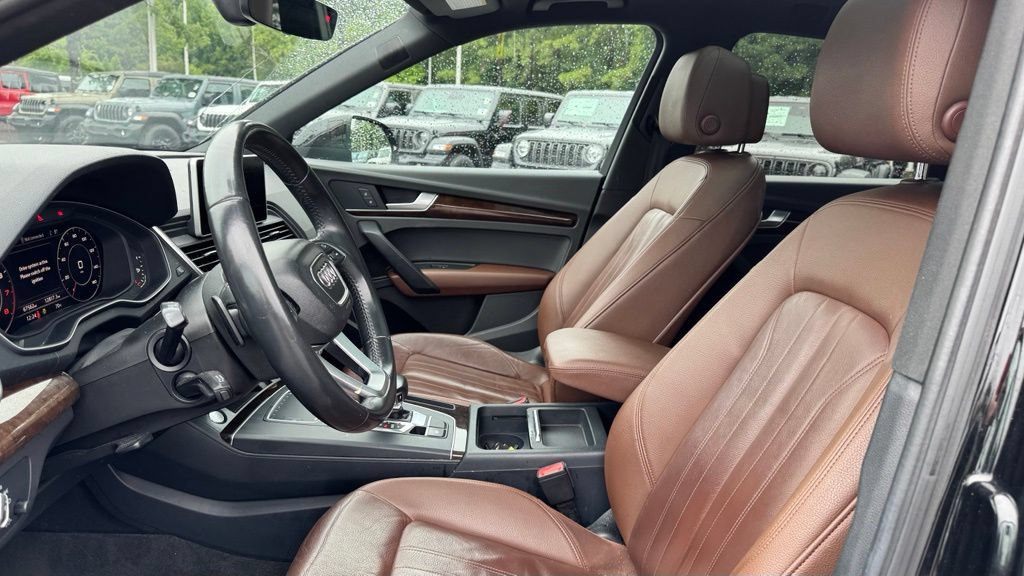 Used 2018 Audi Q5 2.0T Premium Plus w/ Premium Plus Package AWD/4WD image 11