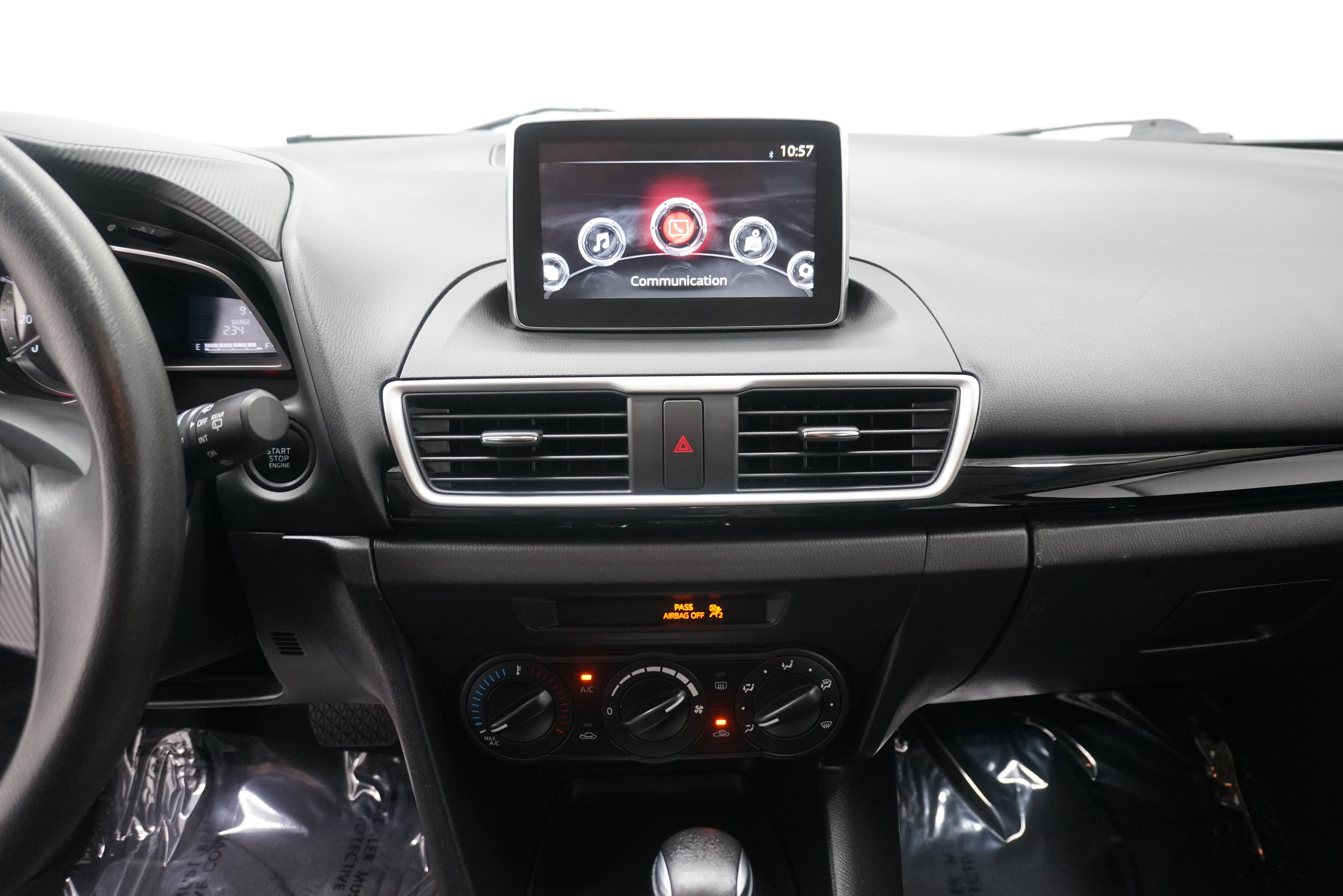 Used 2015 MAZDA MAZDA3 i Sport FWD image 16