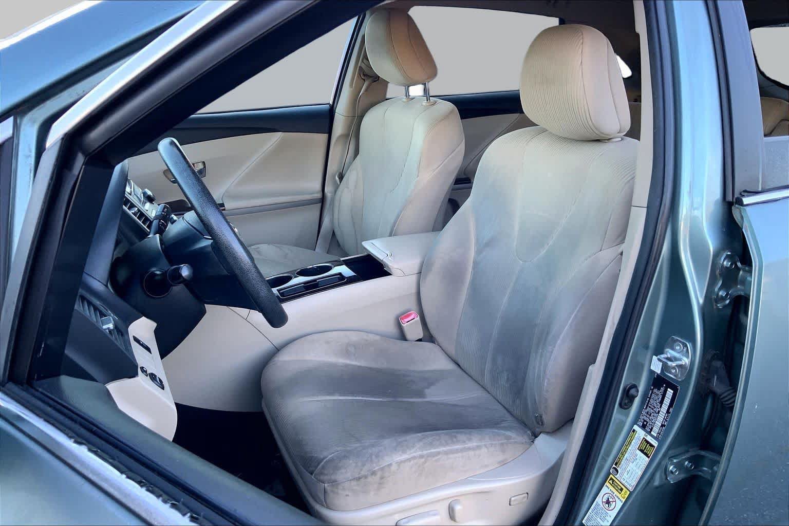 Used 2009 Toyota Venza FWD image 6
