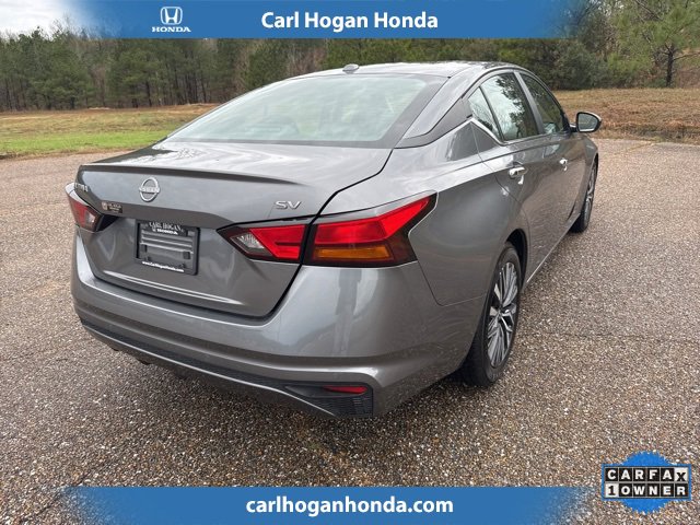 Used 2024 Nissan Altima 2.5 SV image 3
