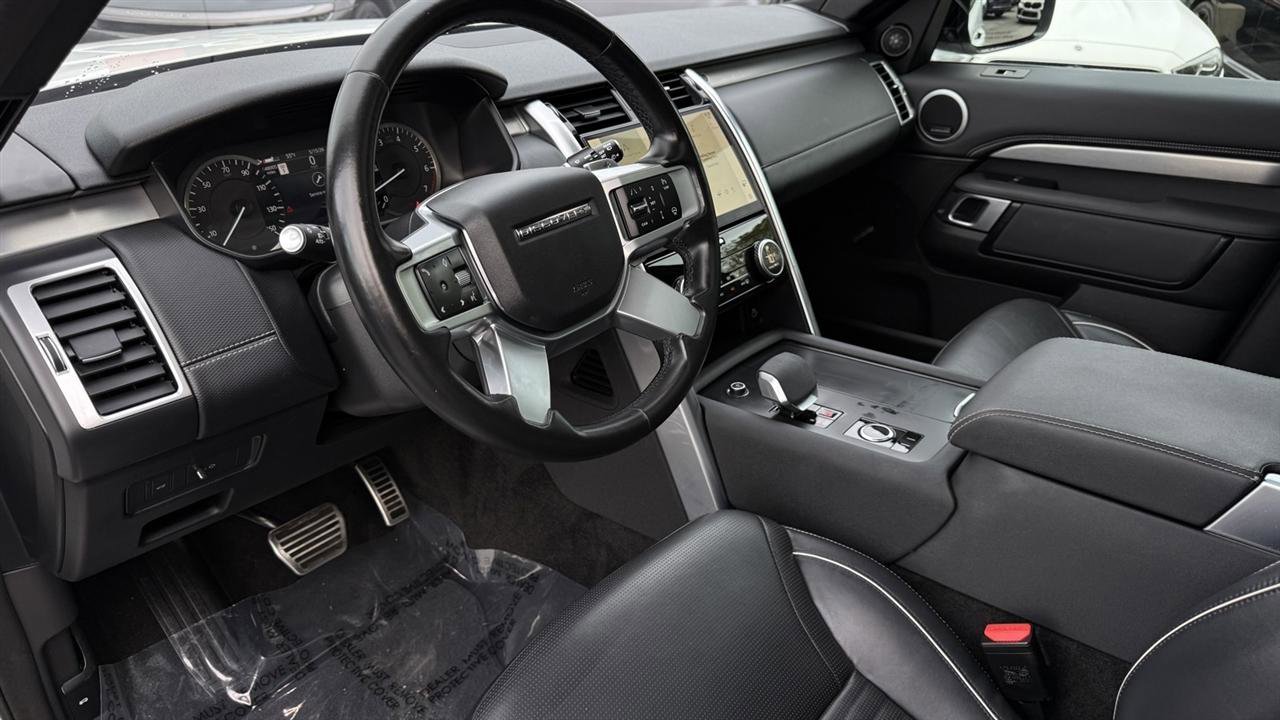 Used 2023 Land Rover Discovery S R-Dynamic AWD/4WD image 31