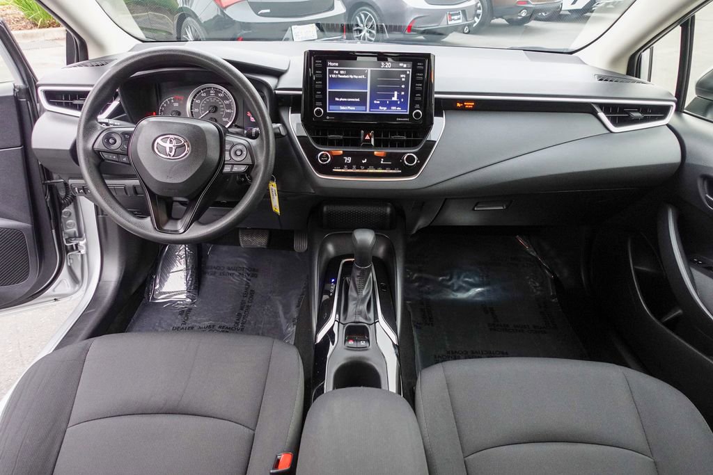 Used 2022 Toyota Corolla LE image 24
