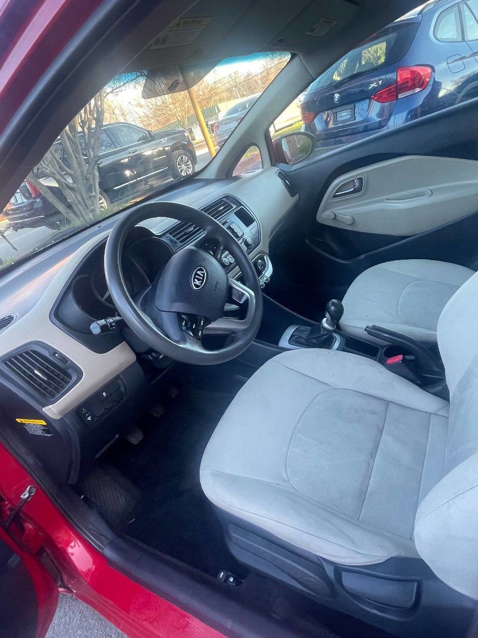 Used 2012 Kia Rio LX image 12