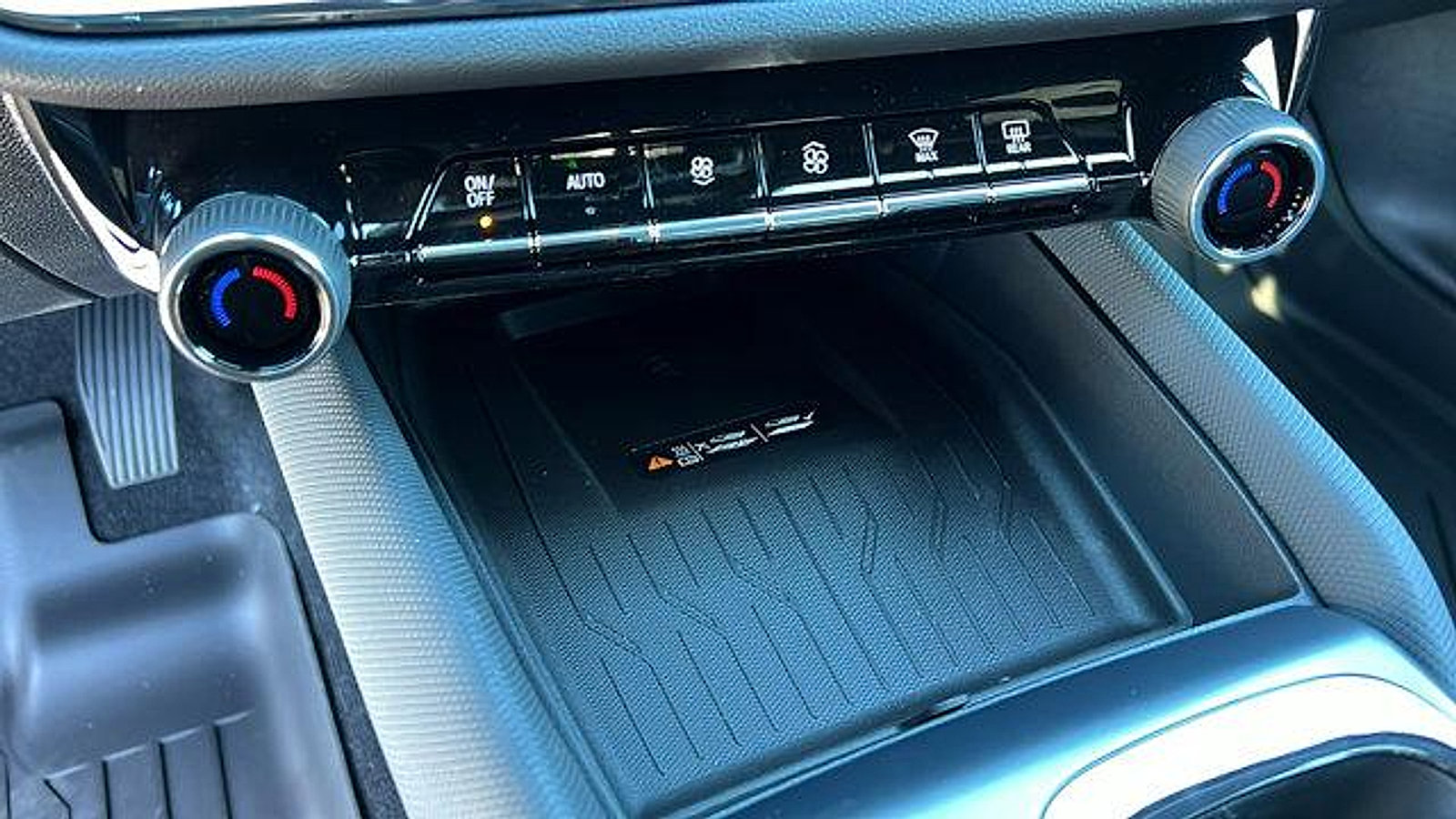 New 2026 Chevrolet Equinox EV RS image 21