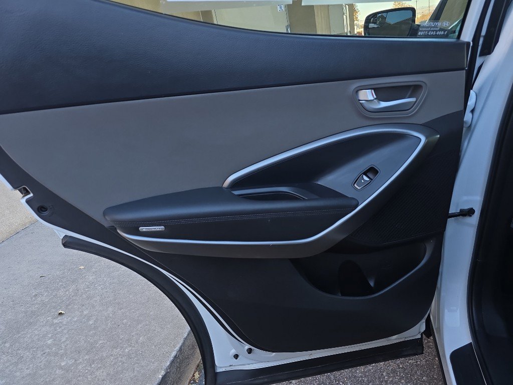 Used 2018 Hyundai Santa Fe Sport image 28