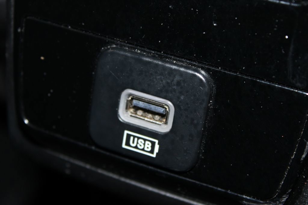 Used 2024 Jeep Compass Latitude image 28