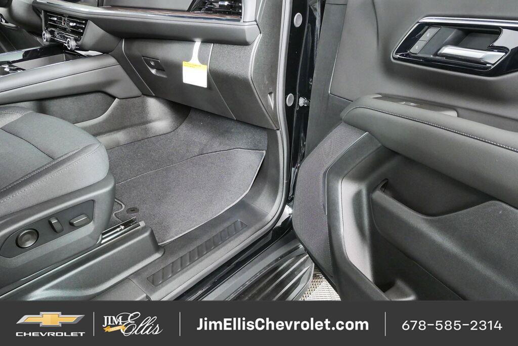 New 2026 Chevrolet Suburban LS RWD image 24
