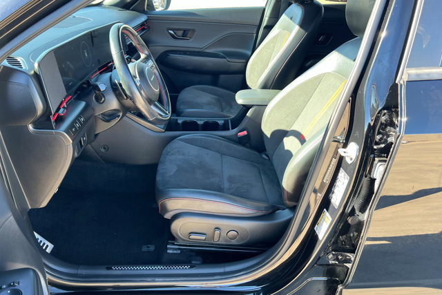 Used 2024 Hyundai Kona N Line image 17