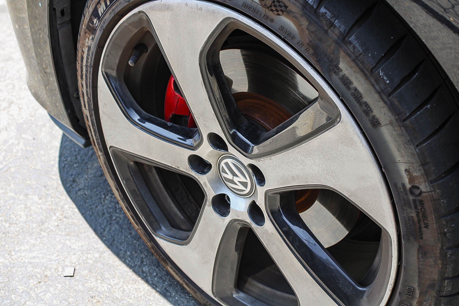 Used 2016 Volkswagen GTI SE FWD image 9