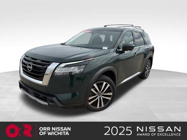 Used 2024 Nissan Pathfinder Platinum w/ Cargo Package FWD image 1