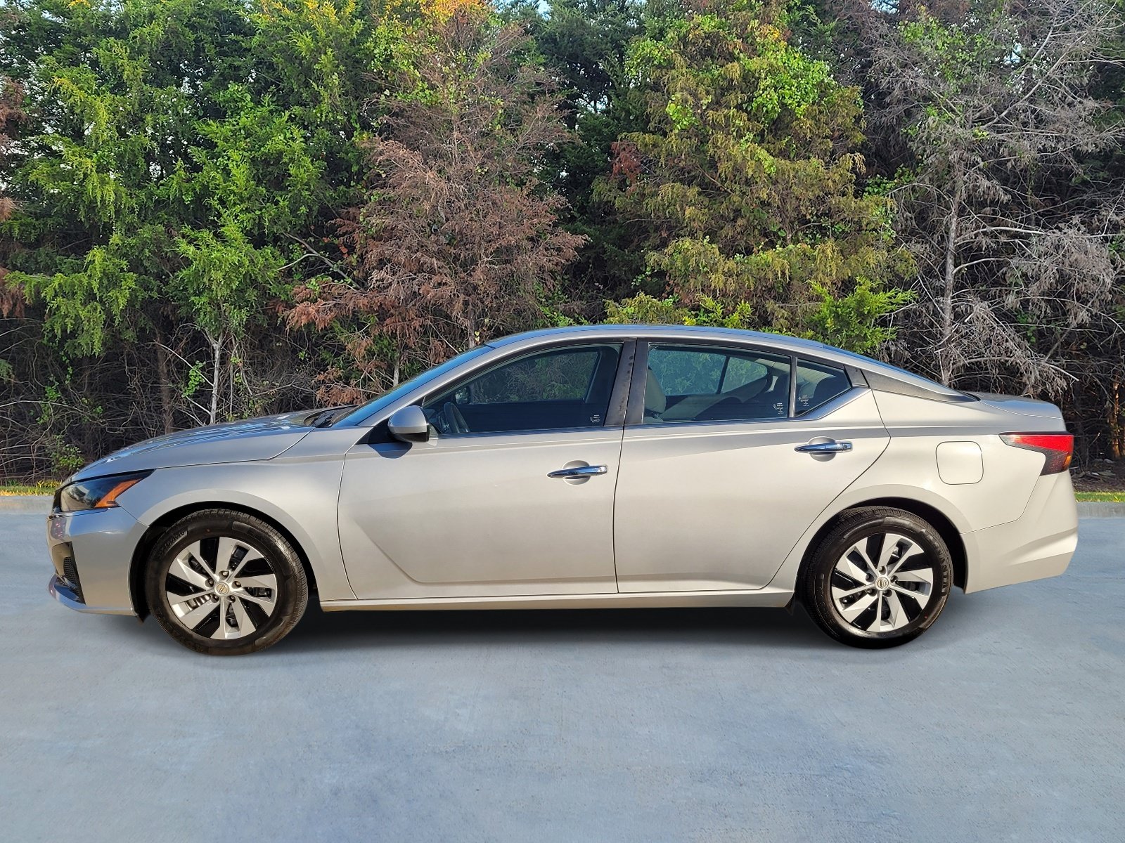 Used 2023 Nissan Altima 2.5 S FWD image 21