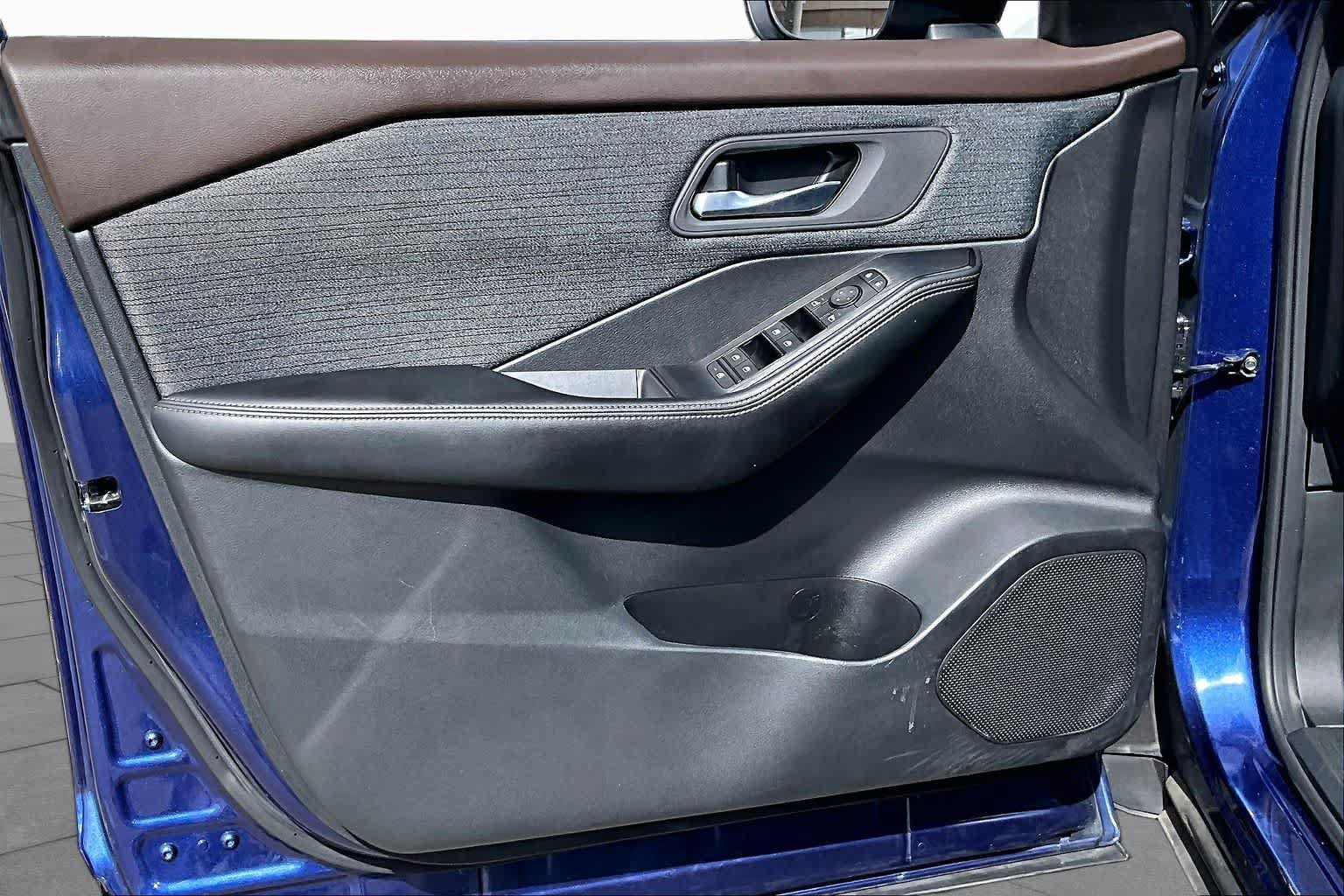 Certified 2023 Nissan Rogue SV FWD image 20
